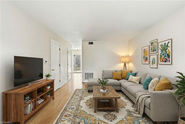 2330 Bay Meadows Court D, Clemmons, NC 27103