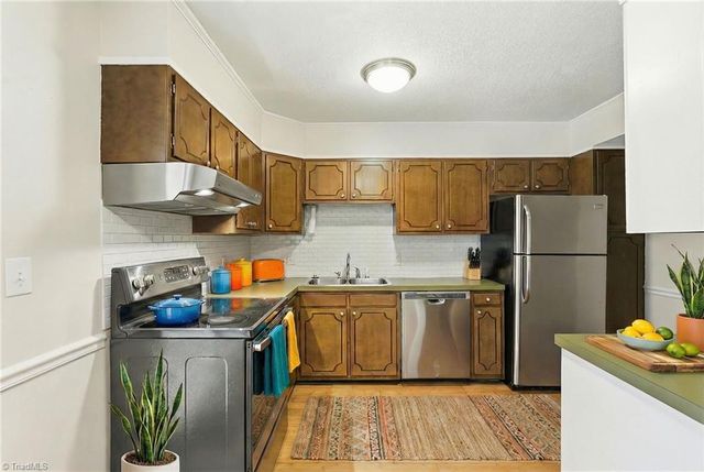 2330 Bay Meadows Court D, Clemmons, NC 27103