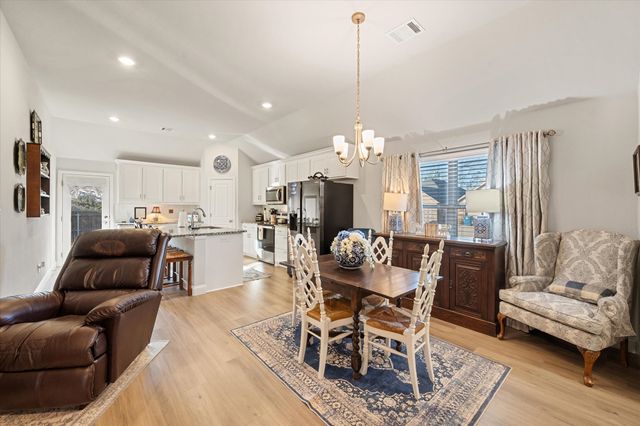115 Randal Row, Corsicana, TX 75110