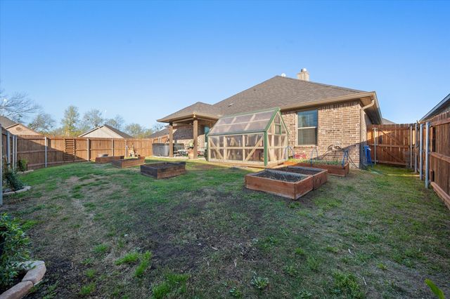 115 Randal Row, Corsicana, TX 75110