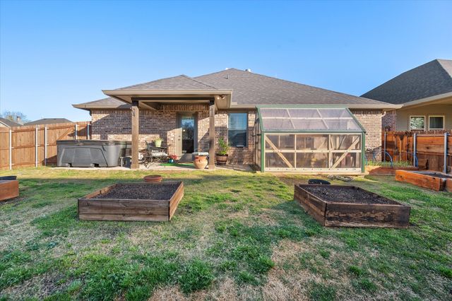 115 Randal Row, Corsicana, TX 75110
