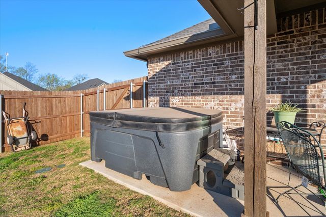 115 Randal Row, Corsicana, TX 75110