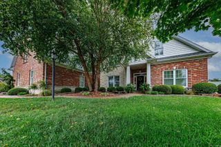8101 Pelican Pointe Drive, Evansville, IN 47725