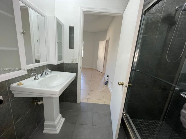 640 Cypress Club Way F12, Deerfield Beach, FL 33064