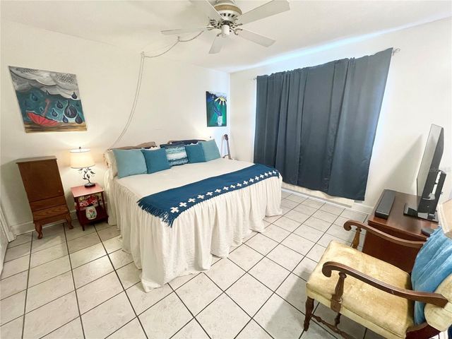 1600 W LAKE PARKER DRIVE B4, Lakeland, FL 33805