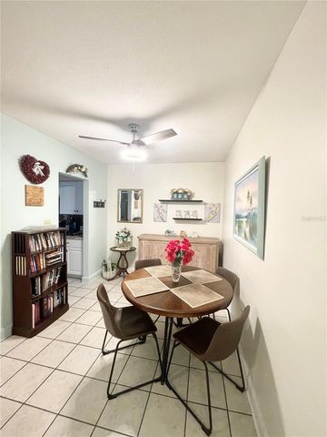 1600 W LAKE PARKER DRIVE B4, Lakeland, FL 33805