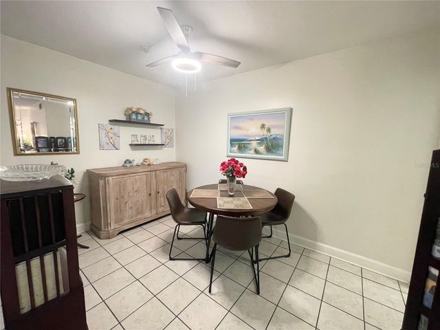 1600 W LAKE PARKER DRIVE B4, Lakeland, FL 33805