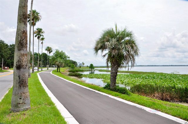1600 W LAKE PARKER DRIVE B4, Lakeland, FL 33805