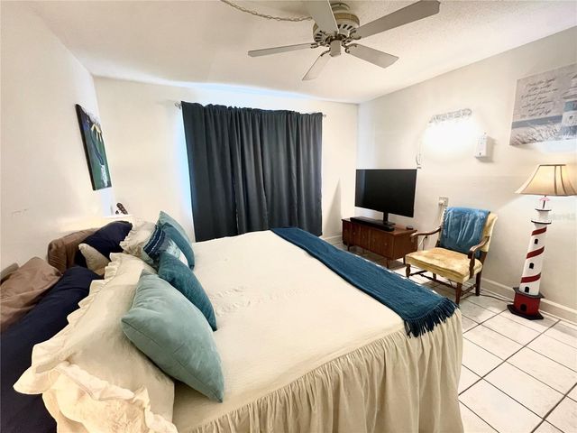 1600 W LAKE PARKER DRIVE B4, Lakeland, FL 33805