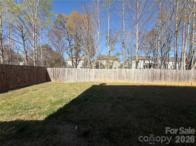 752 Ladino Lane, Clover, SC 29710