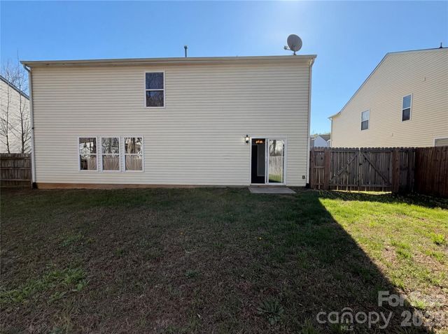 752 Ladino Lane, Clover, SC 29710