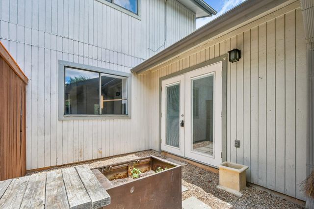 4202 Hudson Bend RD B, Austin, TX 78734