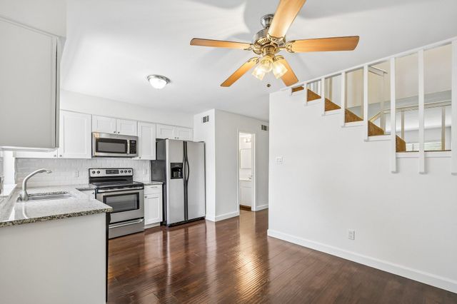 4202 Hudson Bend RD B, Austin, TX 78734