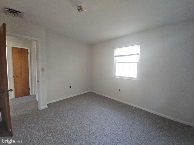 415 CARLTON AVE, Millville, NJ 08332