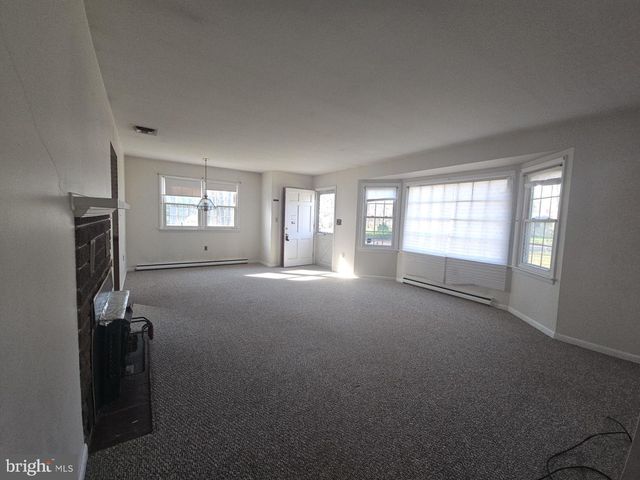 415 CARLTON AVE, Millville, NJ 08332