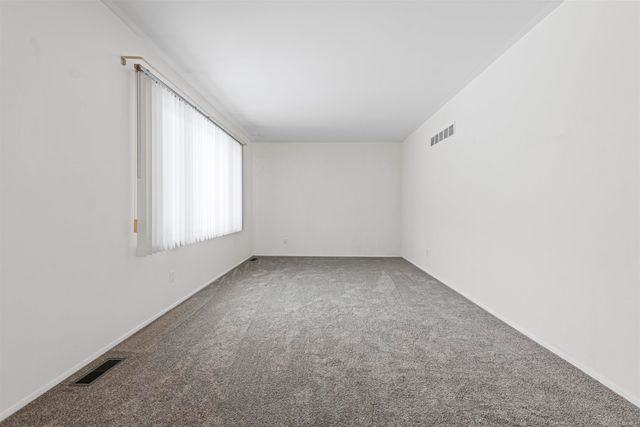 15025 Annapolis Drive, Sterling Heights, MI 48313