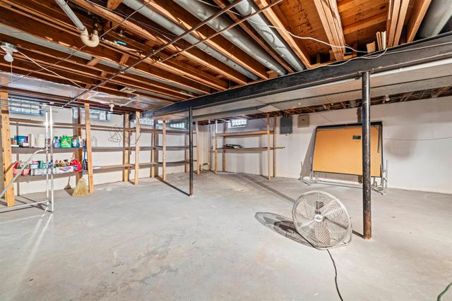 15025 Annapolis Drive, Sterling Heights, MI 48313