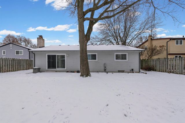 15025 Annapolis Drive, Sterling Heights, MI 48313