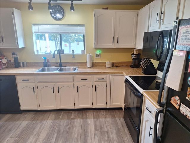 3755 SE 139TH STREET, Summerfield, FL 34491