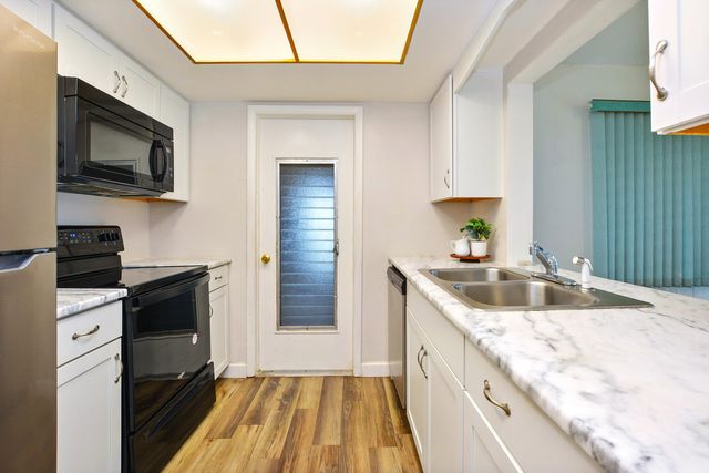 1005 Siesta Avenue, Boynton Beach, FL 33426