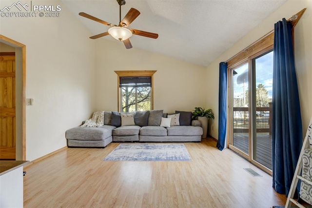 1011 South Avenue, Woodland Park, CO 80863