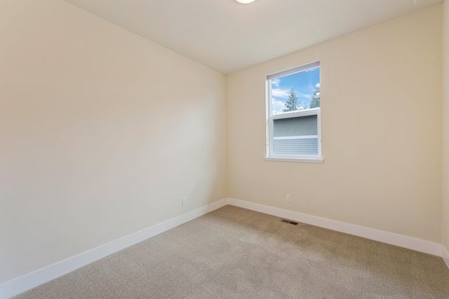 63367 NW Clearstone Drive, Bend, OR 97703