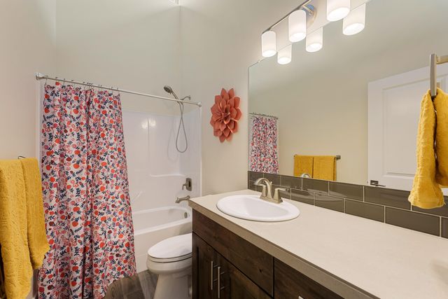 63367 NW Clearstone Drive, Bend, OR 97703