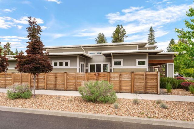63367 NW Clearstone Drive, Bend, OR 97703