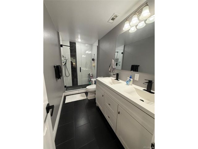 8885 W 64th Pl, Arvada, CO 80004