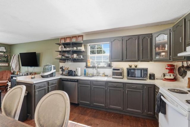163 Haley Ave, Doyle, TN 38559