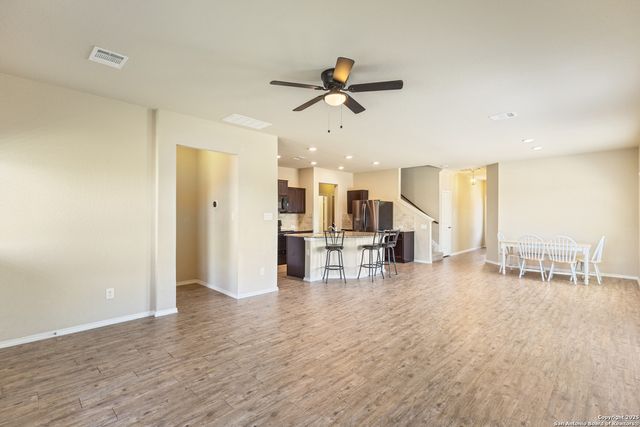6203 Campfire Cove, Converse, TX 78109