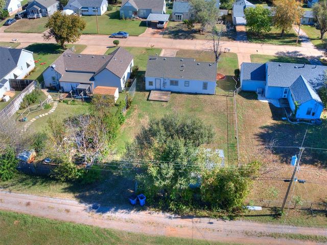 1102 S 9th Street, Kingfisher, OK 73750