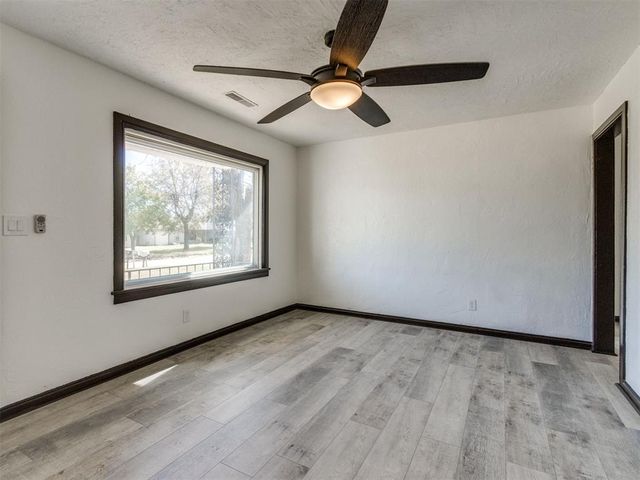 1102 S 9th Street, Kingfisher, OK 73750