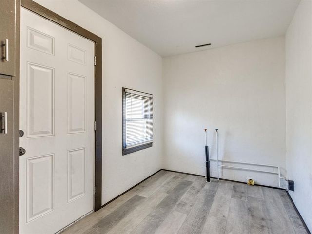 1102 S 9th Street, Kingfisher, OK 73750