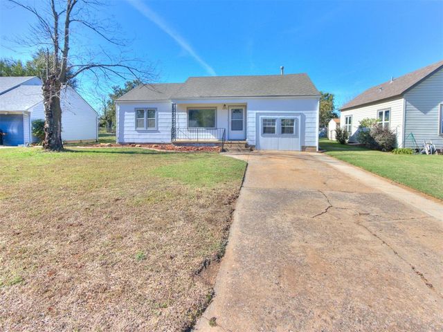 1102 S 9th Street, Kingfisher, OK 73750