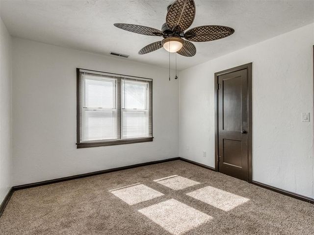 1102 S 9th Street, Kingfisher, OK 73750