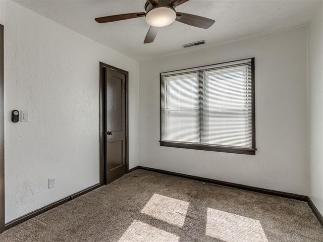 1102 S 9th Street, Kingfisher, OK 73750