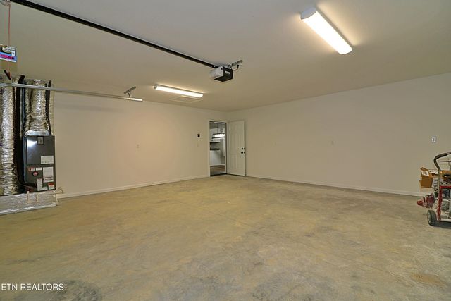 686 Taylon Lane, Oneida, TN 37841