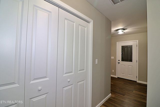 686 Taylon Lane, Oneida, TN 37841