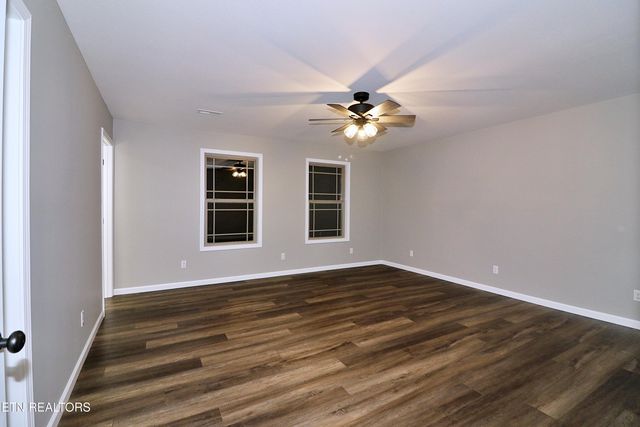 686 Taylon Lane, Oneida, TN 37841