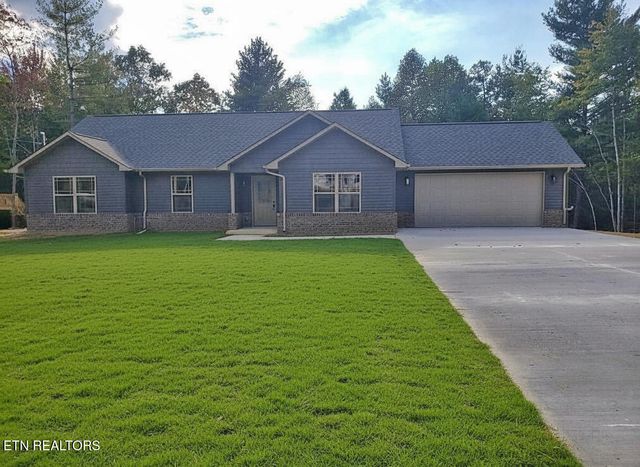 686 Taylon Lane, Oneida, TN 37841