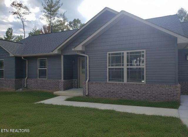 686 Taylon Lane, Oneida, TN 37841