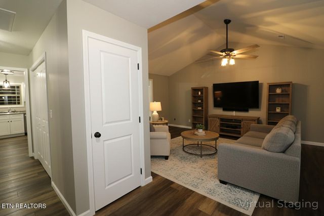 686 Taylon Lane, Oneida, TN 37841