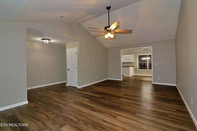 686 Taylon Lane, Oneida, TN 37841