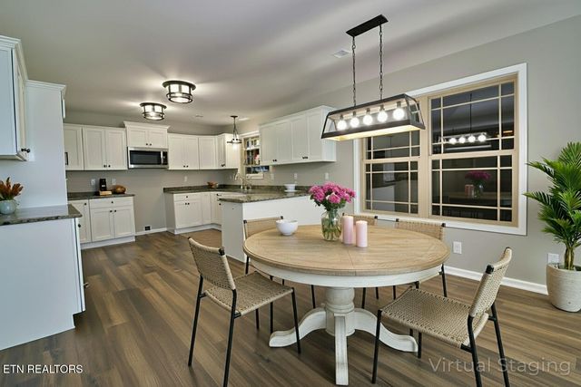 686 Taylon Lane, Oneida, TN 37841