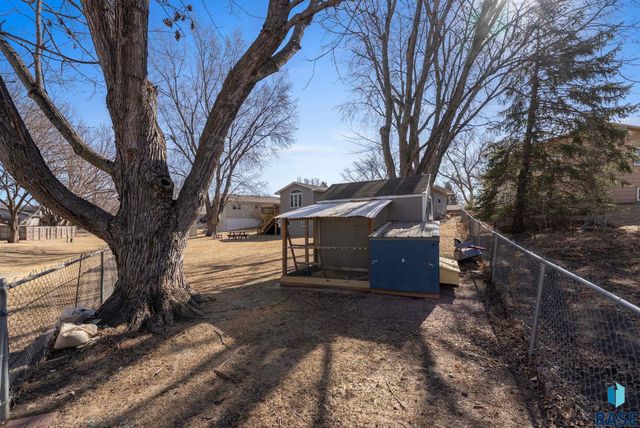 5620 W Pebble Creek Rd Road, Sioux Falls, SD 57106