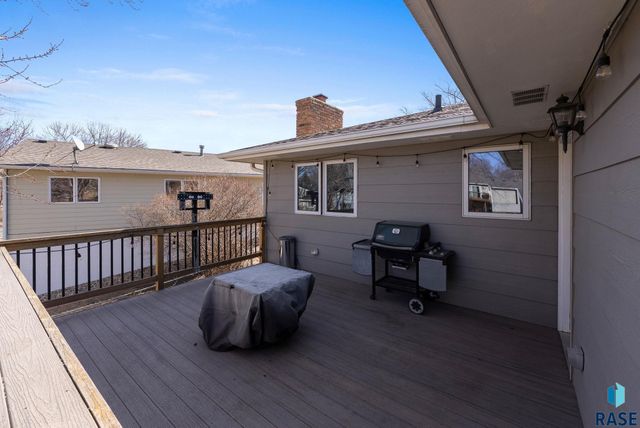 5620 W Pebble Creek Rd Road, Sioux Falls, SD 57106