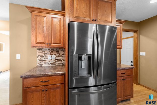 5620 W Pebble Creek Rd Road, Sioux Falls, SD 57106