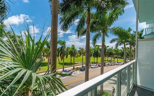 1900 N Bayshore Dr 506, Miami, FL 33132