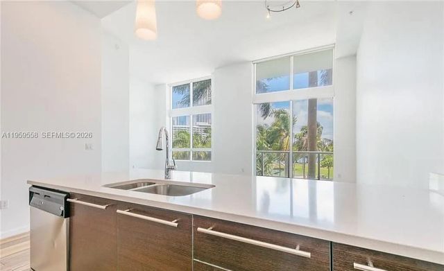 1900 N Bayshore Dr 506, Miami, FL 33132